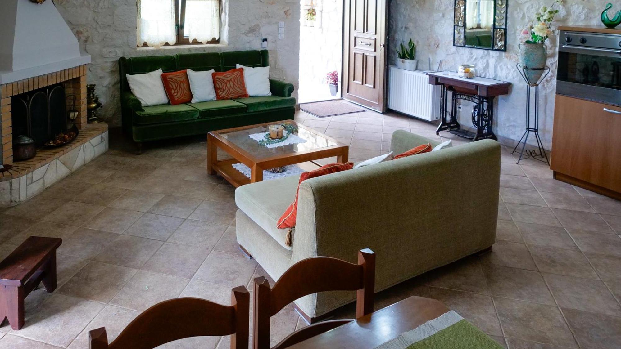 Agios Leon Fterini Apartments Sterna & Alletri מראה חיצוני תמונה