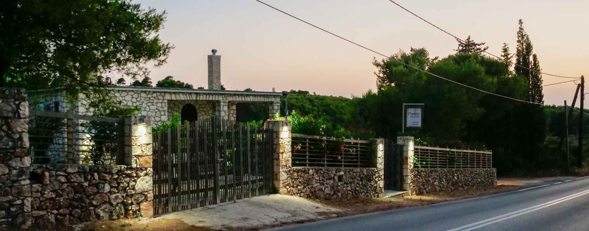 Agios Leon Fterini Apartments Sterna & Alletri מראה חיצוני תמונה