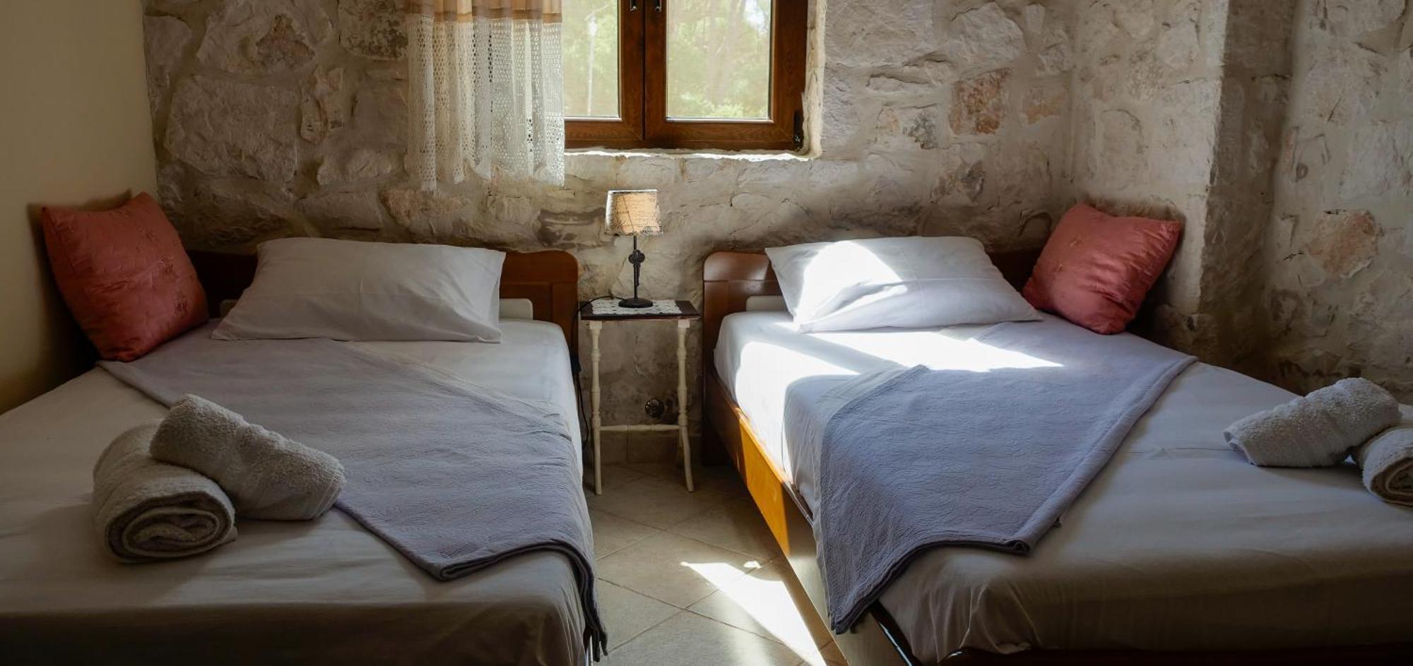 Agios Leon Fterini Apartments Sterna & Alletri מראה חיצוני תמונה